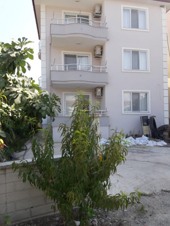 Azdemirler, Dalaman Kız Öğrenci Apart, Dalaman Kız Öğrenci Apartı